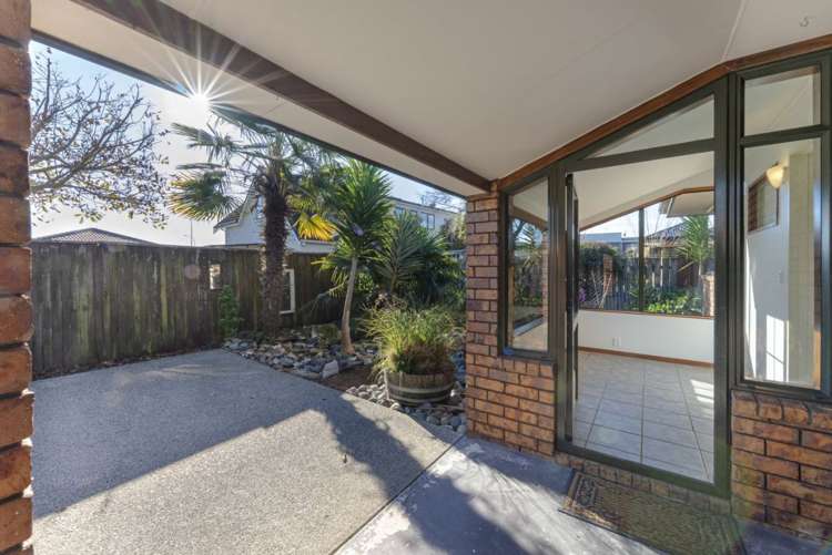 7 Holcroft Place Stoke_18