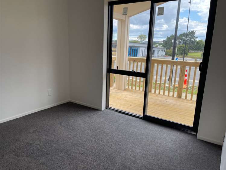 7a Tributary Parade Karaka_11