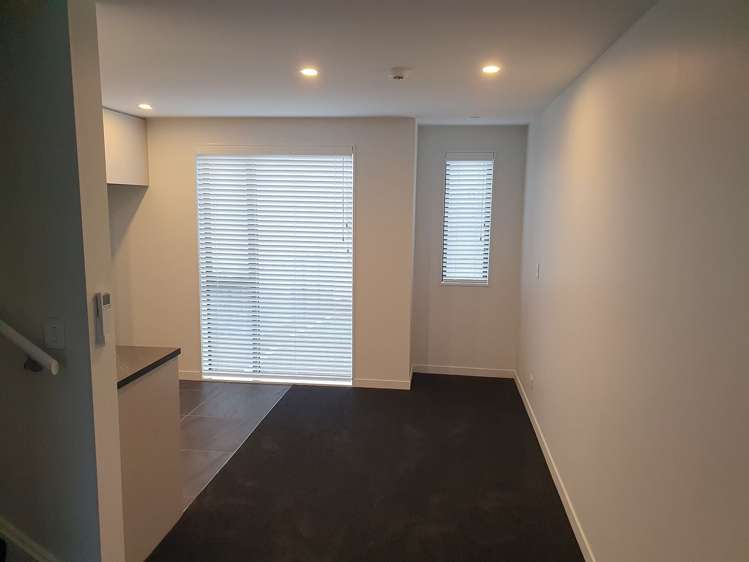 35 John Street Petone_10