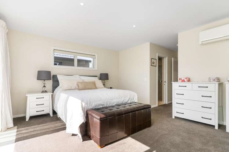 46 Carnaveron Drive Lincoln_9