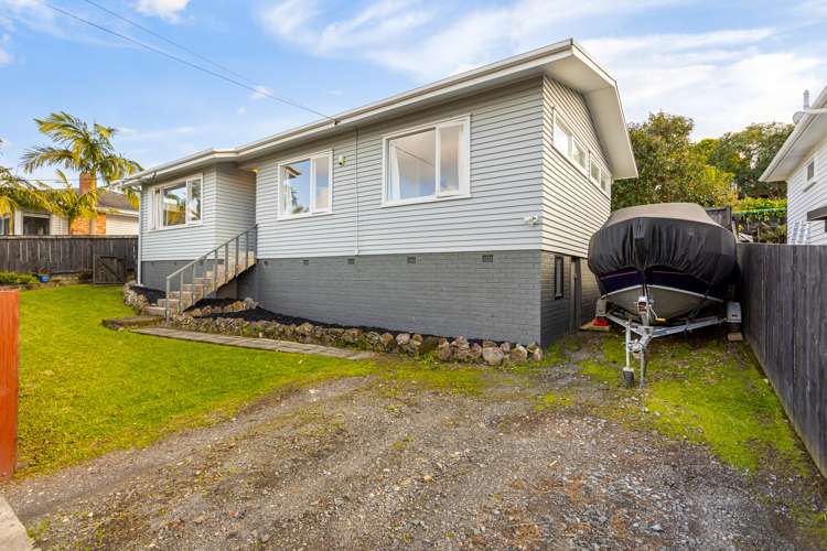 1/6 Braebank Lane Te Atatu South_2