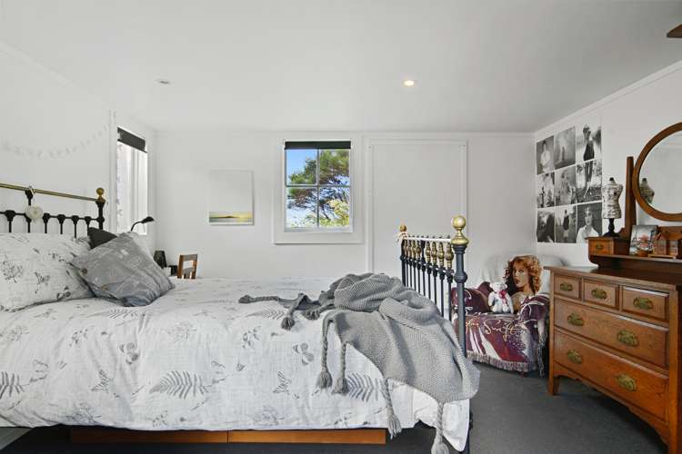 26a Awhiorangi Promenade Swanson_23