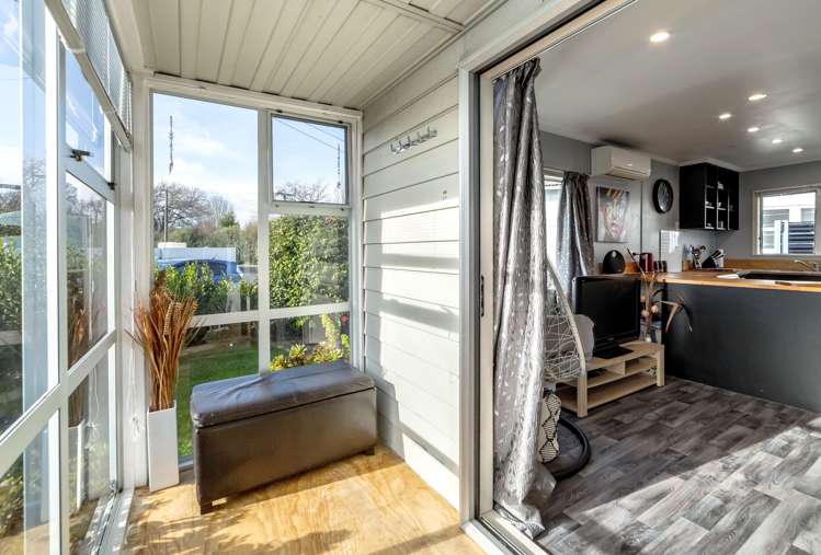 1b Wakelin Street Carterton_13