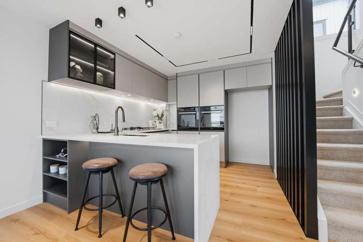 2B Rangitoto Terrace Milford_9