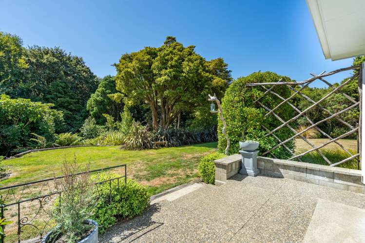 17 Black Road Otatara_29