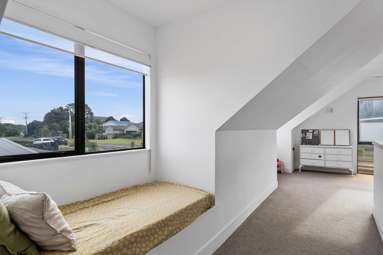 196 Pukehina Parade_4