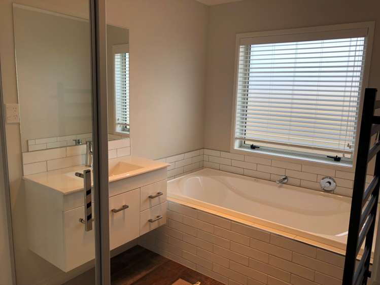 32 Harding Drive Papamoa_4