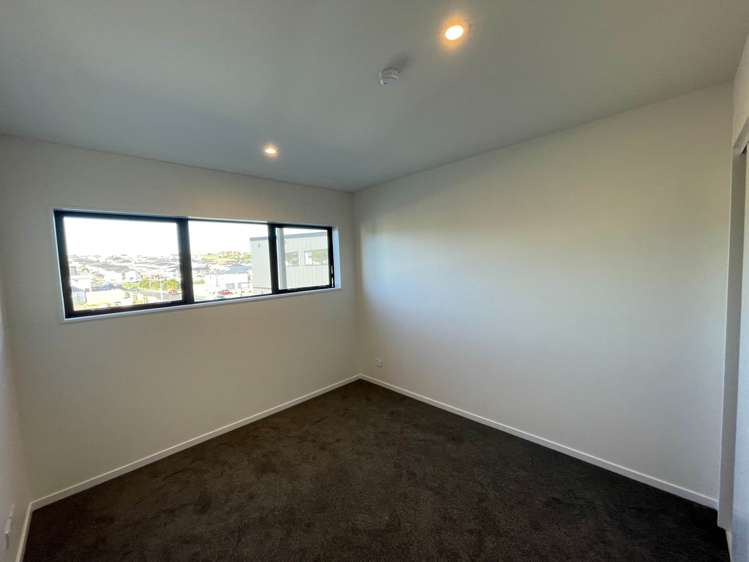 201/5 Newelm Lane Flat Bush_3