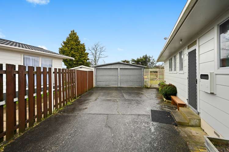 108 Saxbys Road Deanwell_16