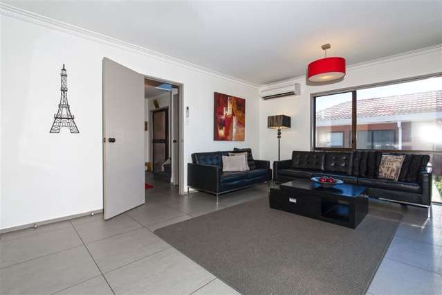 4/9 New Windsor Road Avondale_3