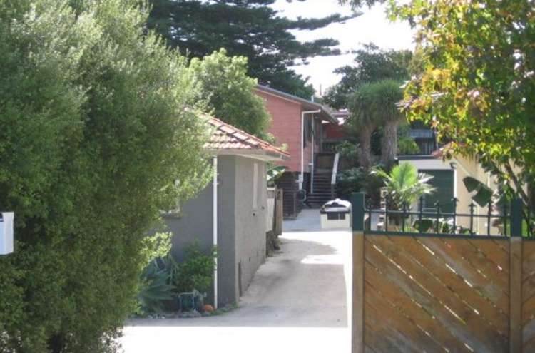 2/61 Arawa Street_0