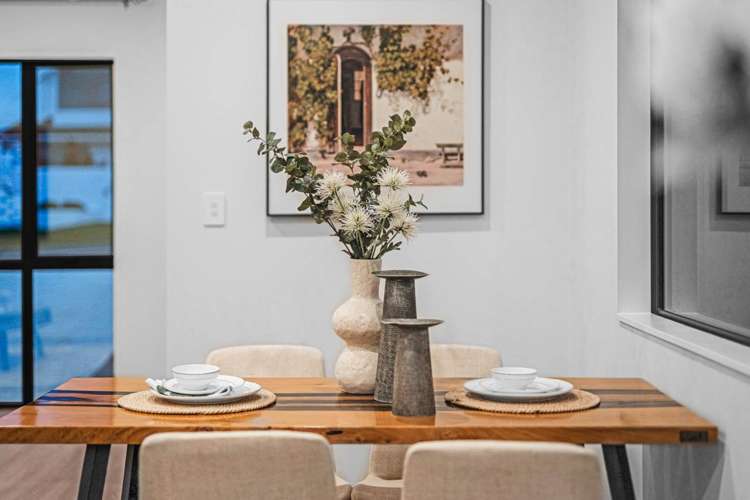 63 Highland Park Drive Botany Downs_8