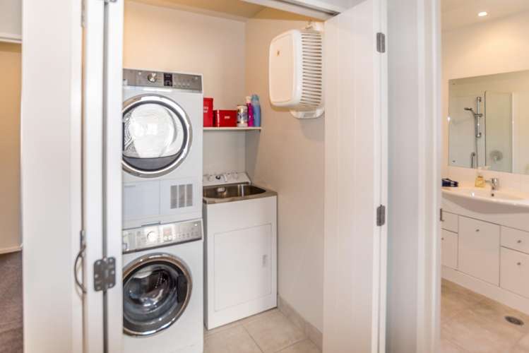 272 Alec Craig Way Gulf Harbour_11