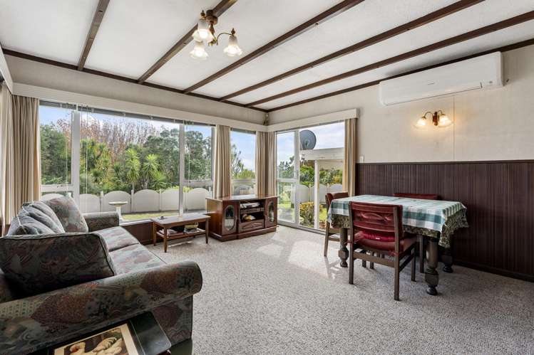 12 Howlett Street_4
