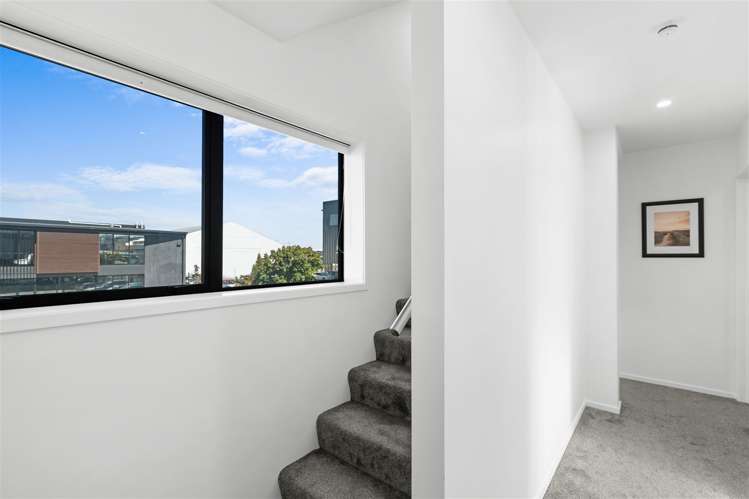 2/9 Southwark Street Christchurch Central_10