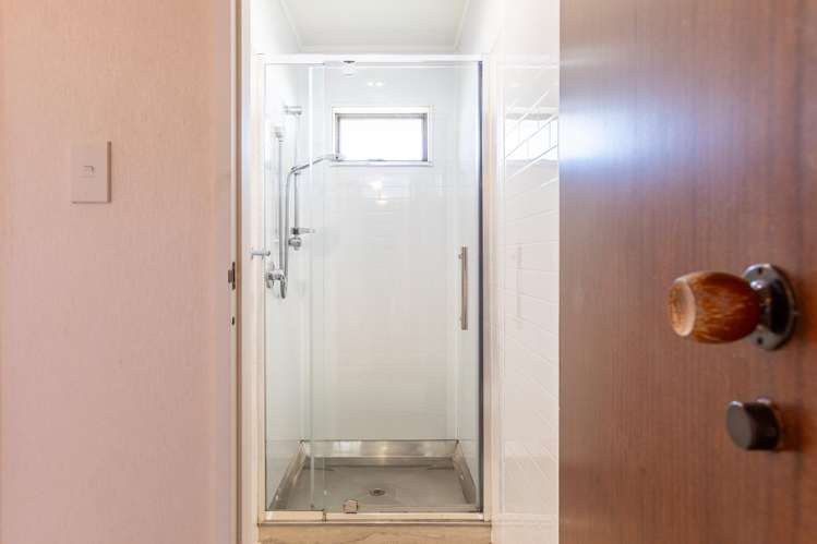 6 Guy Street Dannevirke_16