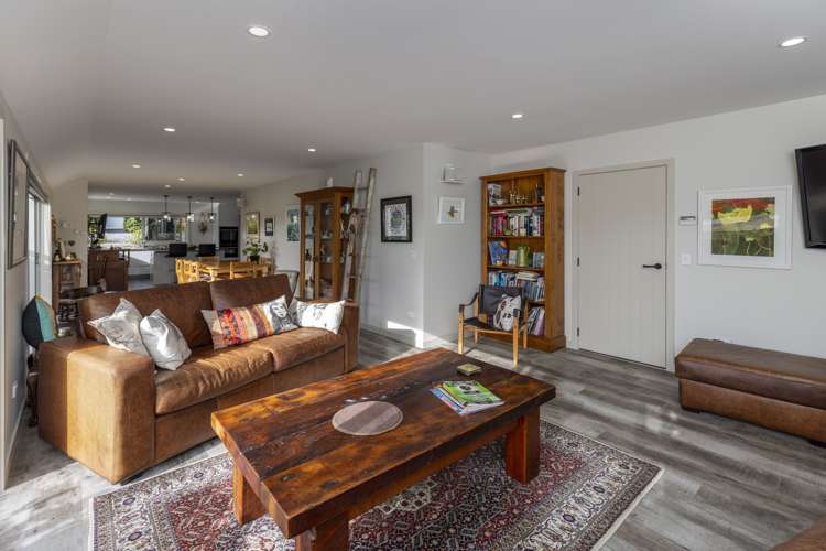 351 Rosetta Road Raumati Beach_17