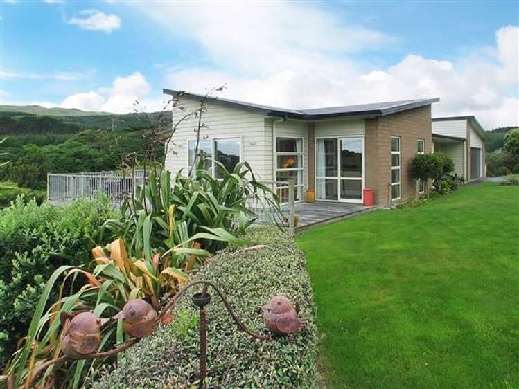 19 Gray Street Pukerua Bay_22