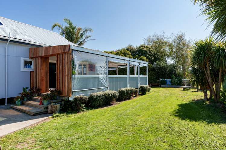 22A Rangiuia Road Tolaga Bay_11