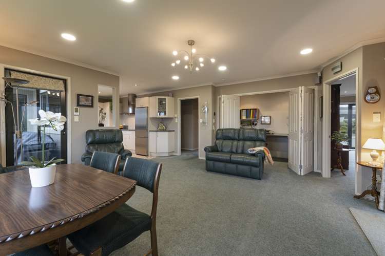 6 Gala Grove Alexandra_7