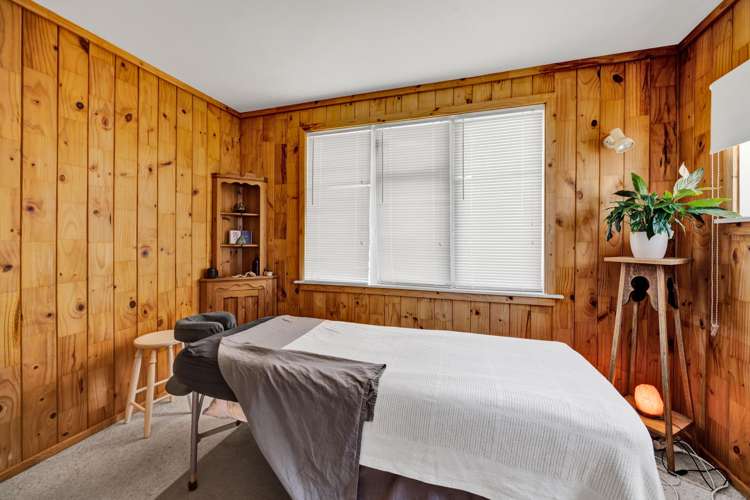 207 Egmont Street Patea_30