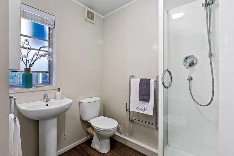 37 Fickling Ave Mount Roskill_13