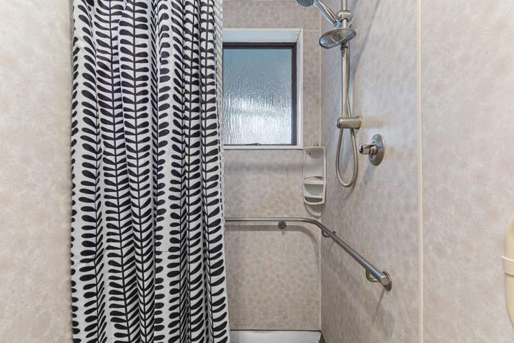 7 Hickford Place Okato_9