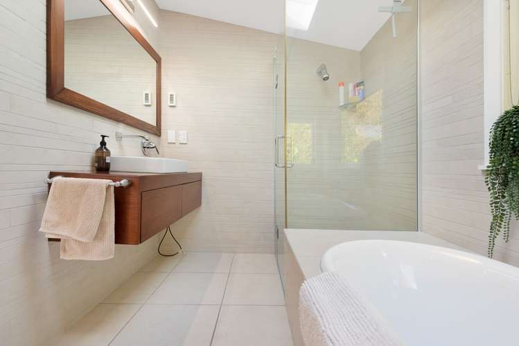 119 Donald Street Karori_22