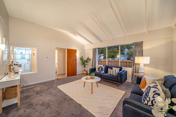 3 Hawthorn Crescent Stokes Valley_5