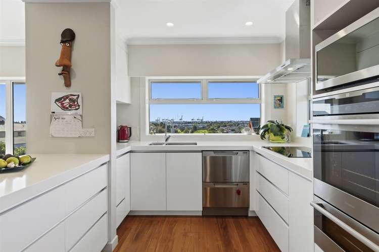 8 Lemon Grove Avenue Otumoetai_5