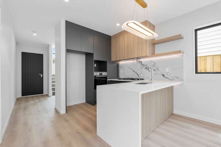 Lot 3/16 Madison Place Forrest Hill_9