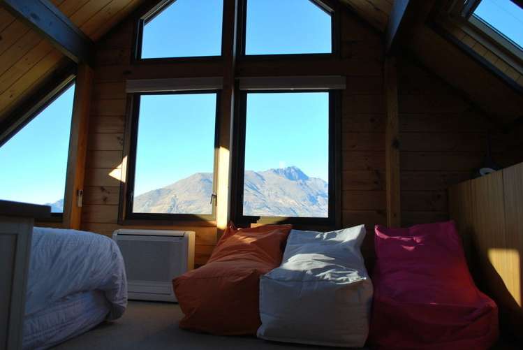 39 Suburb Street Queenstown_6