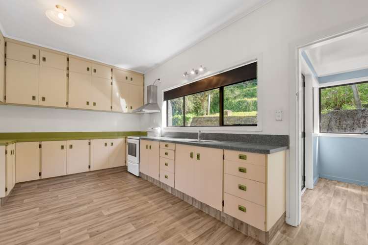 70 Emano Street Toi Toi_5