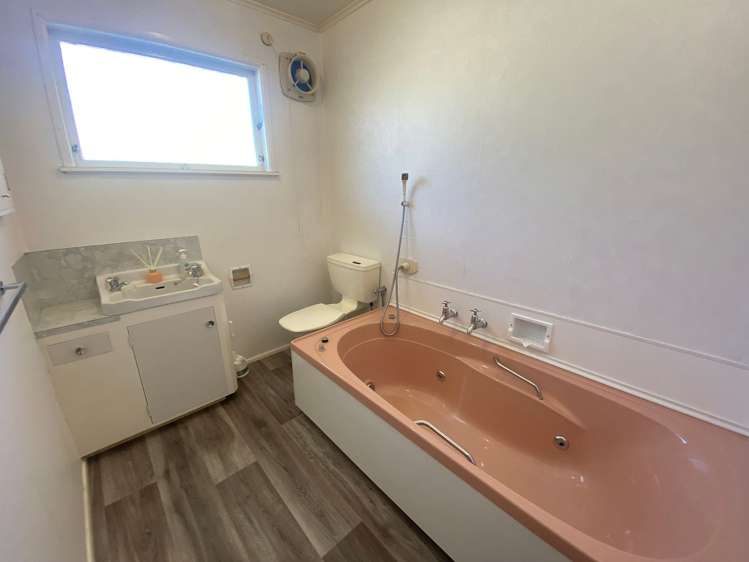 249 Vogel Street Roslyn_10