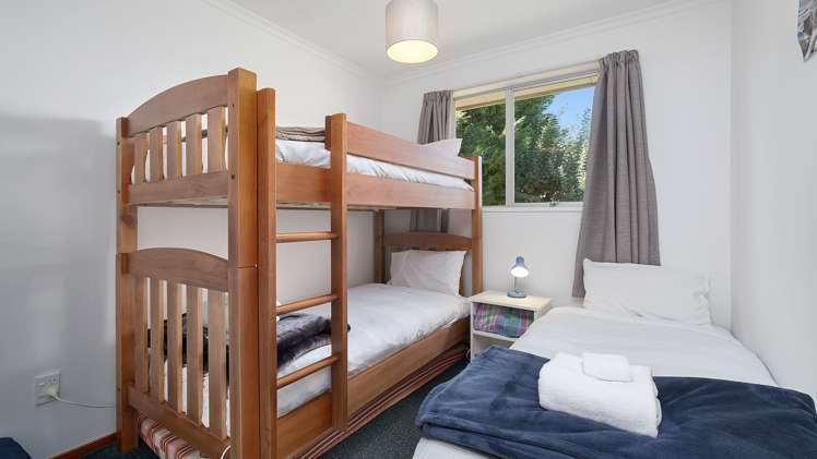 120 Aubrey Road Wanaka_8