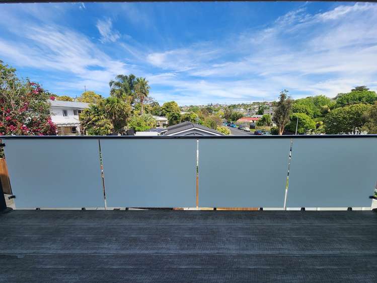 22D Totaravale Drive Totara Vale_3