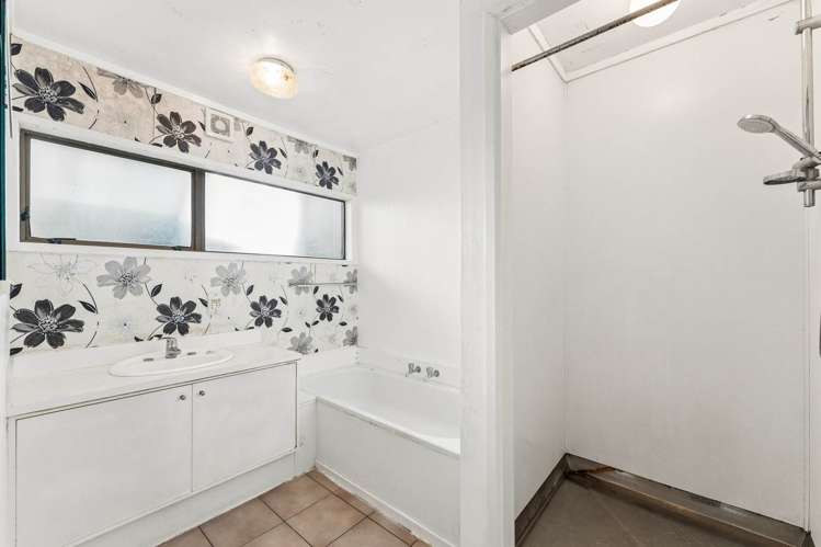 25 Bluewater Place Wattle Downs_11