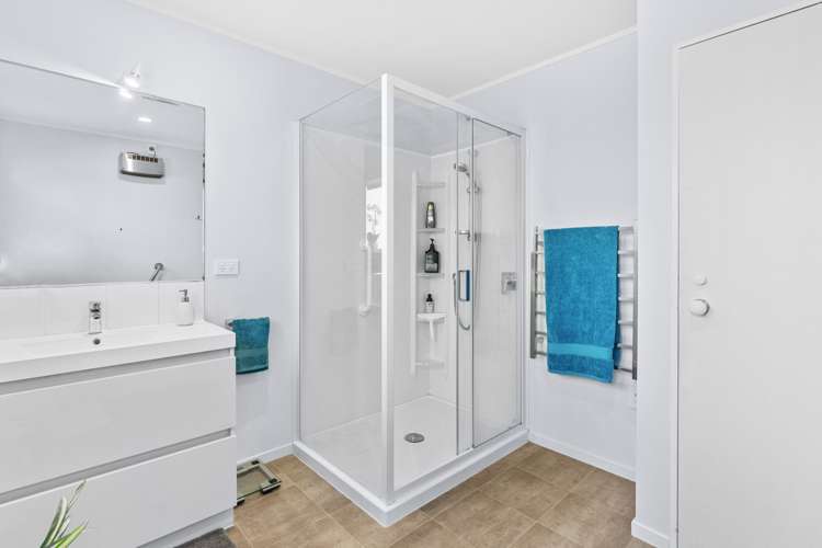 130q Lakeside Drive Orewa_13