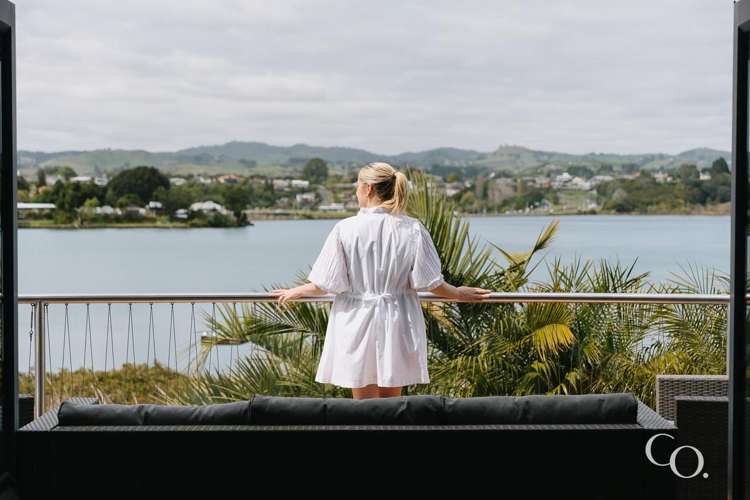 1 Seventeenth Avenue_2