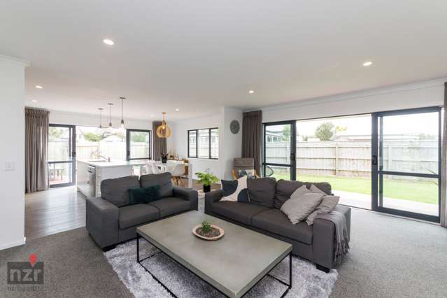 33 Wescombe Grove Feilding_2