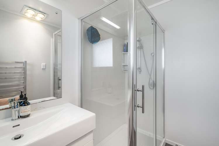 12 Rowan Street Hargest_11