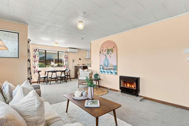 8b Lincoln Road Springvale_1