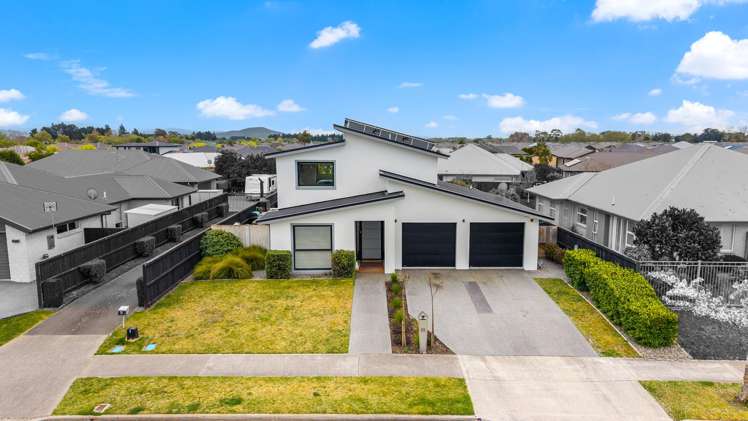 55 Sovereign Boulevard_0