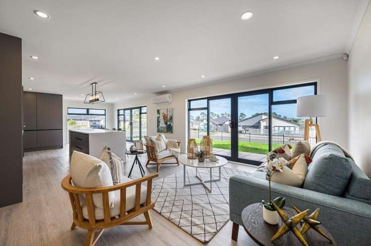 24 Tahuna Minhinnick Drive Glenbrook_0