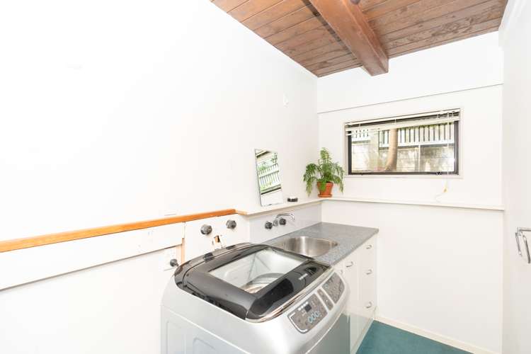 30 Houchens Road Glenview_22