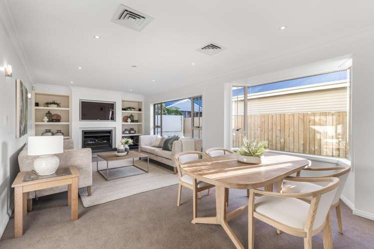 97B The Drive Epsom_14