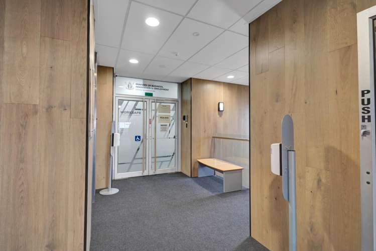 214 Devon Street East New Plymouth_13