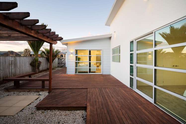 106 Saint James Drive Huntington_13