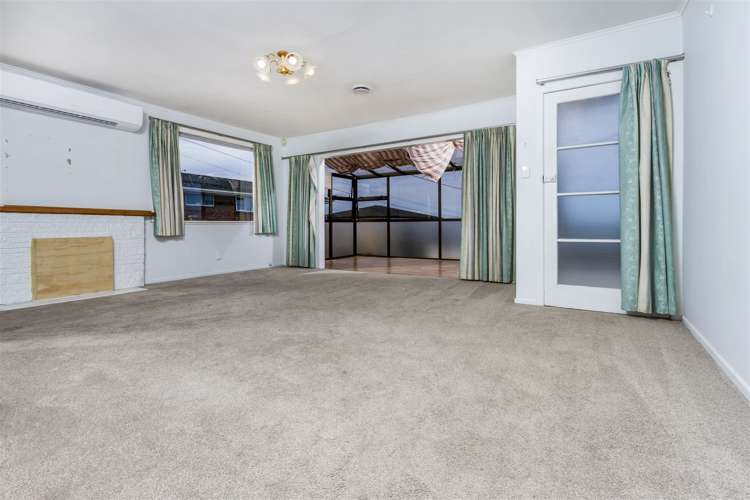 70 Chivalry Road Glenfield_11