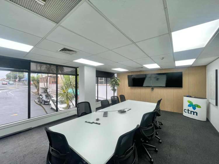 25-27 Davis Crescent Newmarket_2